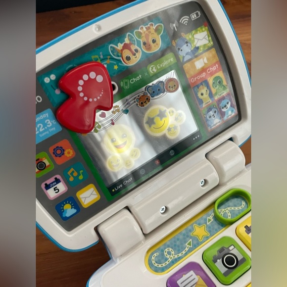 VTech Baby See & Surprise Laptop Interactive Play sing song computer play toy - Picture 11 of 15